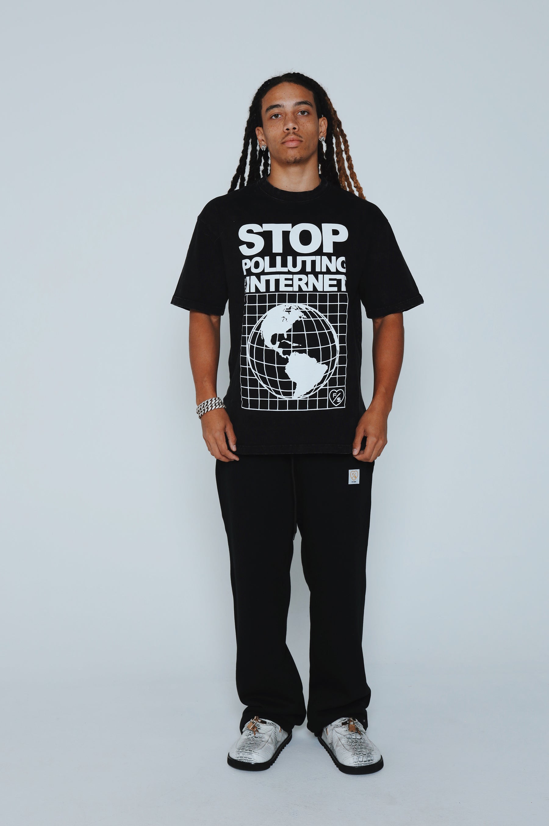 Stop Polluting (Mineral Black)
