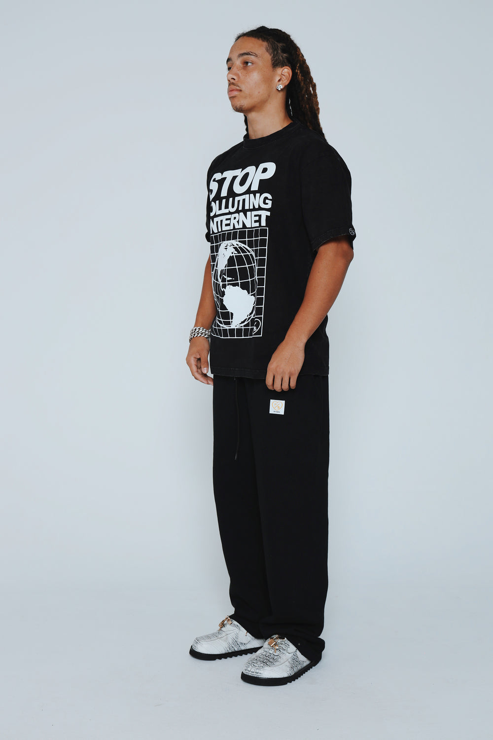 Stop Polluting (Mineral Black)