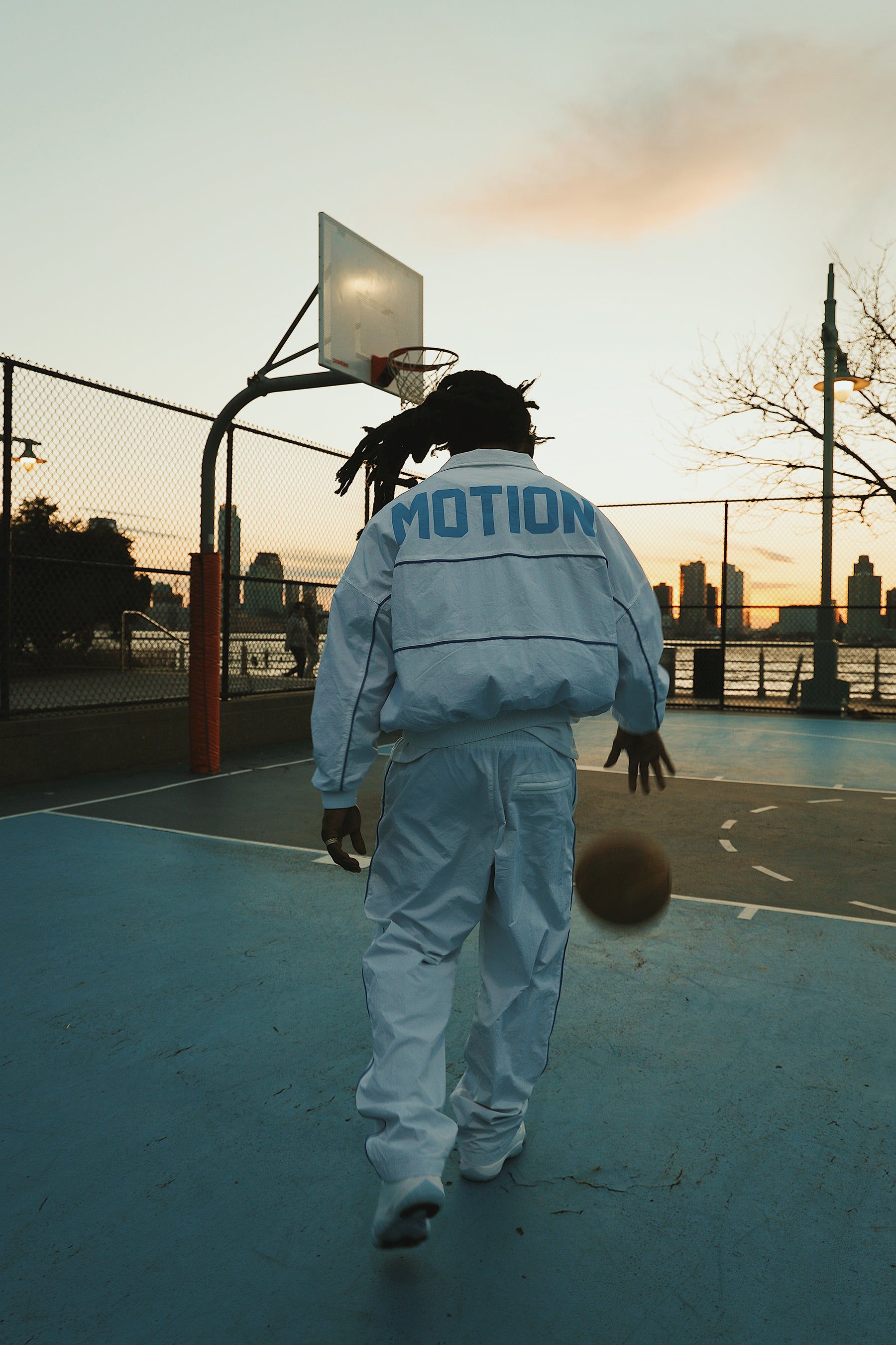 MOTION Nylon Jacket (White)