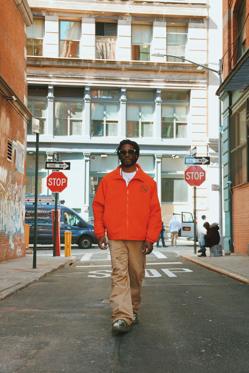 Essential Baggy Cargo Pants (Khaki)